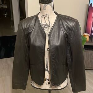 Liz Wear Women’s Leather Jacket-Rich Soft Leather-Zip Front-Front Pockets-Size M